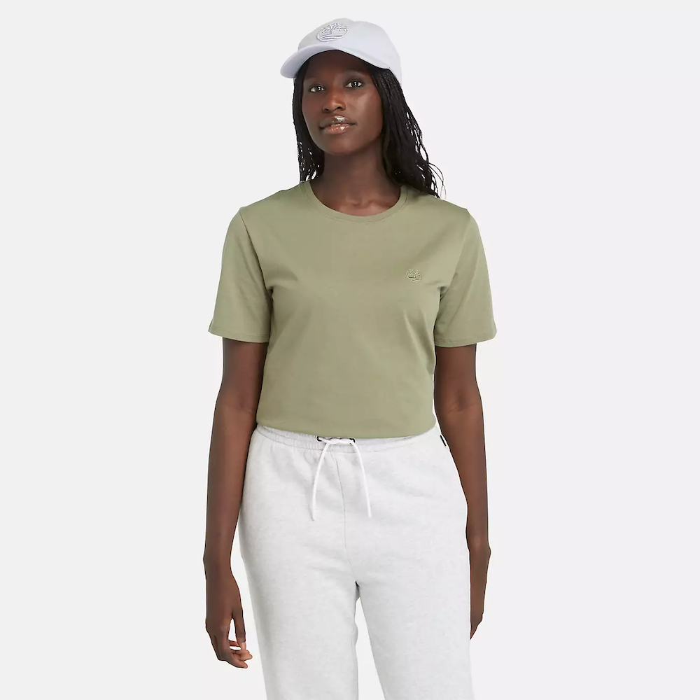  Timberland® Dunstan Short Sleeve Tee for Women. Muted khaki t-shirt with a relaxed fit, crewneck, and soft fabric. Perfect for casual wear.