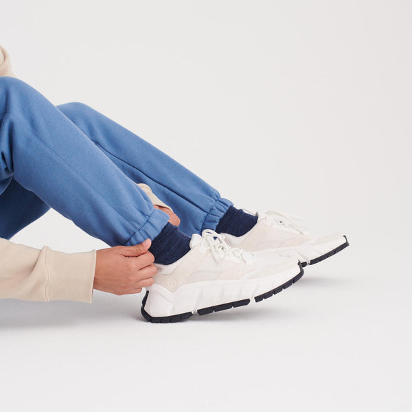 WOMEN'S SNEAKERS