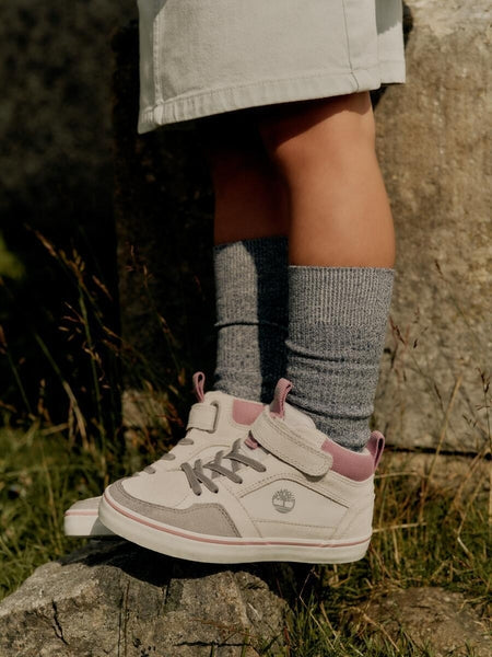 JUNIOR HIKERS