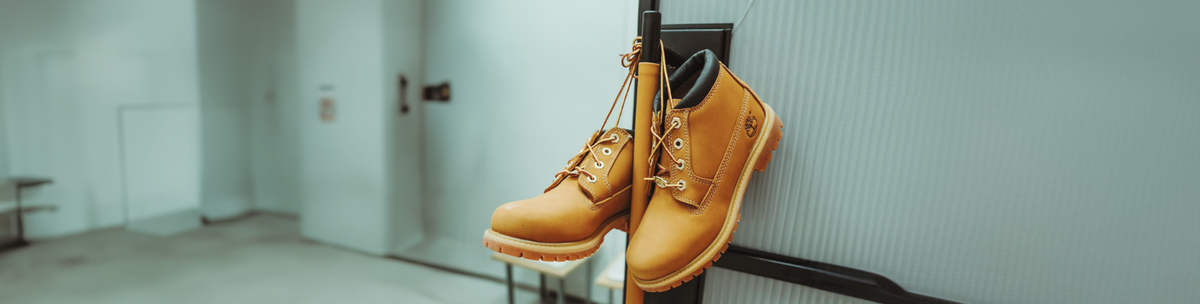 WOMENS CHUKKAS