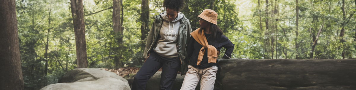 WOMENS HOODIES & SWEATSHIRTS