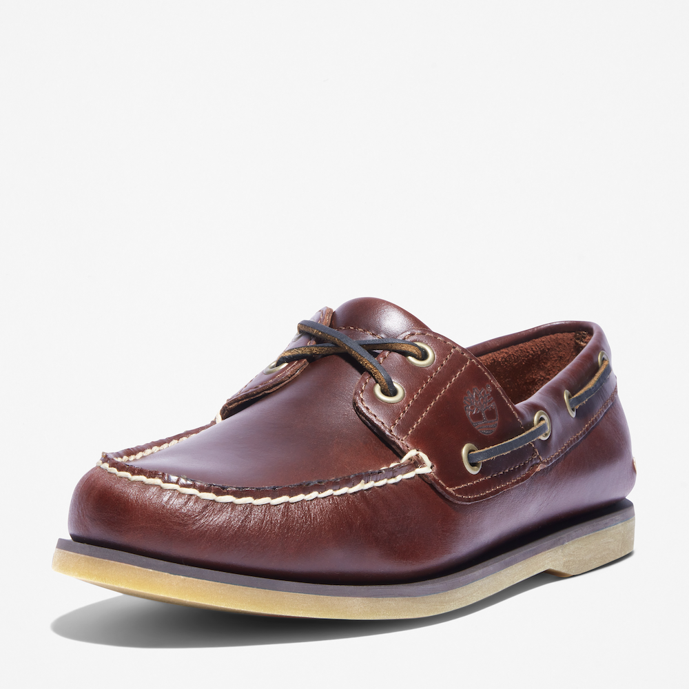 TimberlandÃ‚Â® Classic 2-Eye Boat Shoe for Men. Dark brown leather boat shoe featuring a hand-sewn construction for durability, 360Ã‚Â° lacing system for a secure fit, leather-lined footbed for comfort, and non-marking outsole for traction. Perfect for casual wear or boat days.