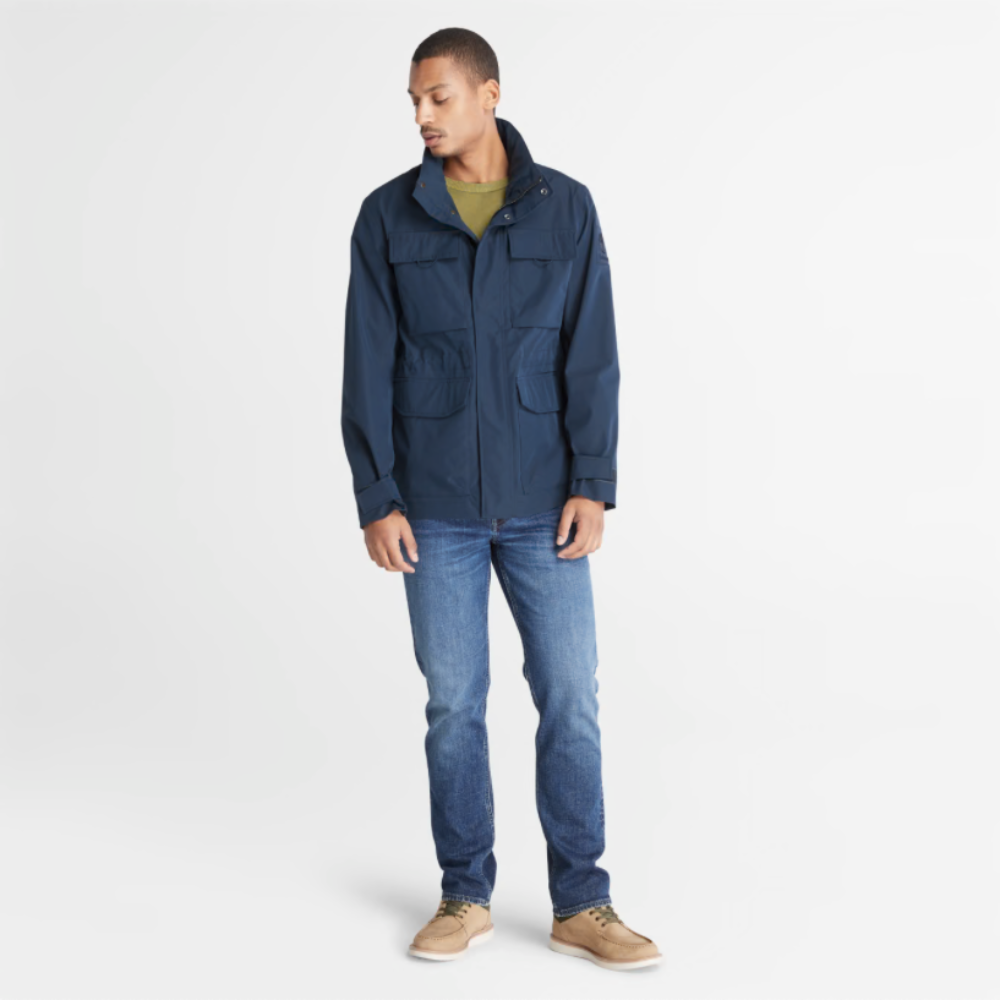 Timberland Indigo Stretch Denim for Men in Indigo. Made with organic cotton for sustainability and comfort. Slim-fit cut for modern style. Classic 5-pocket design for functionality. Indigo wash for timeless look.