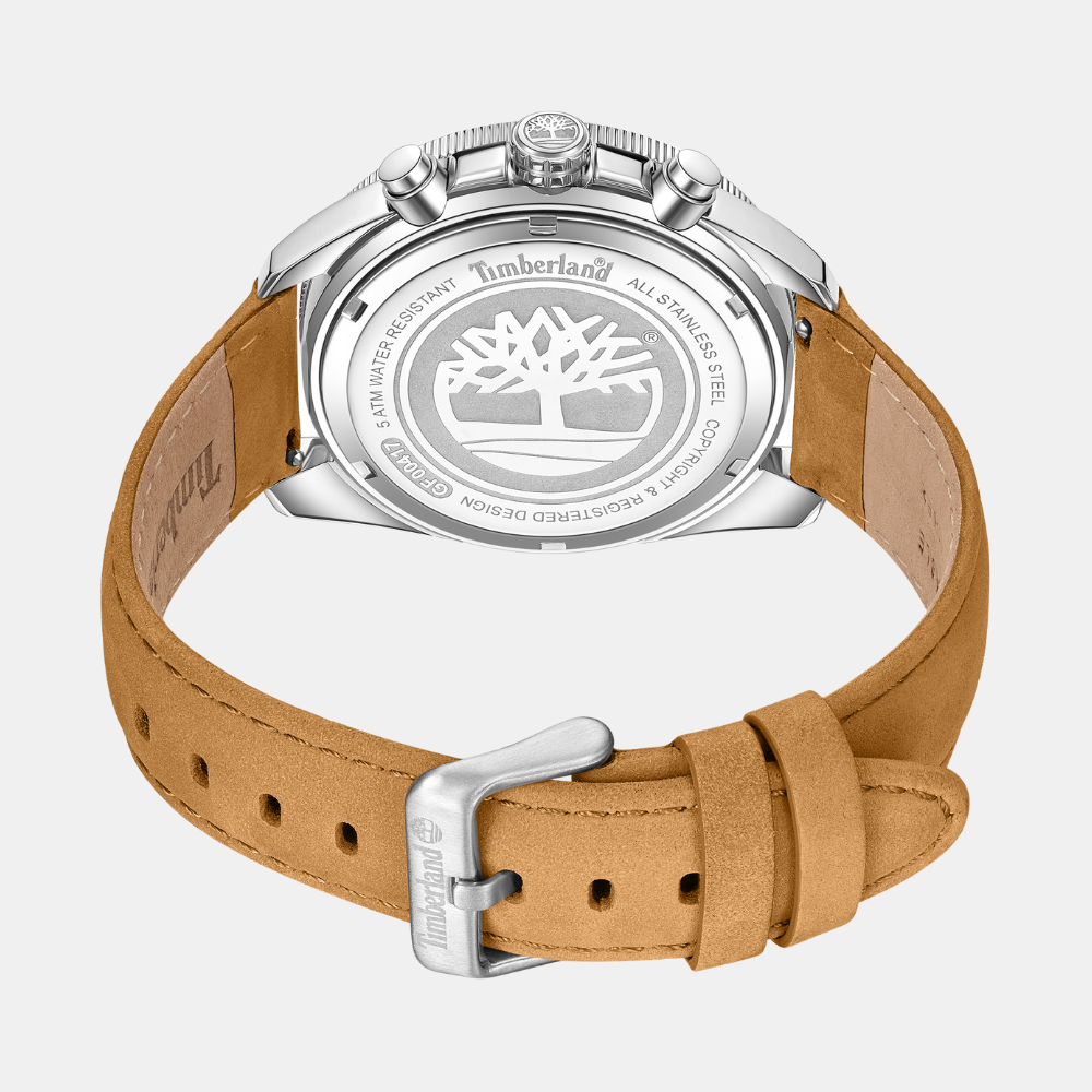 Timberland® Marshfield Watch for Men. Stainless steel case with a navy blue dial and clear markers. Warm wheat leather strap for a classic and timeless look with a touch of nautical flair.