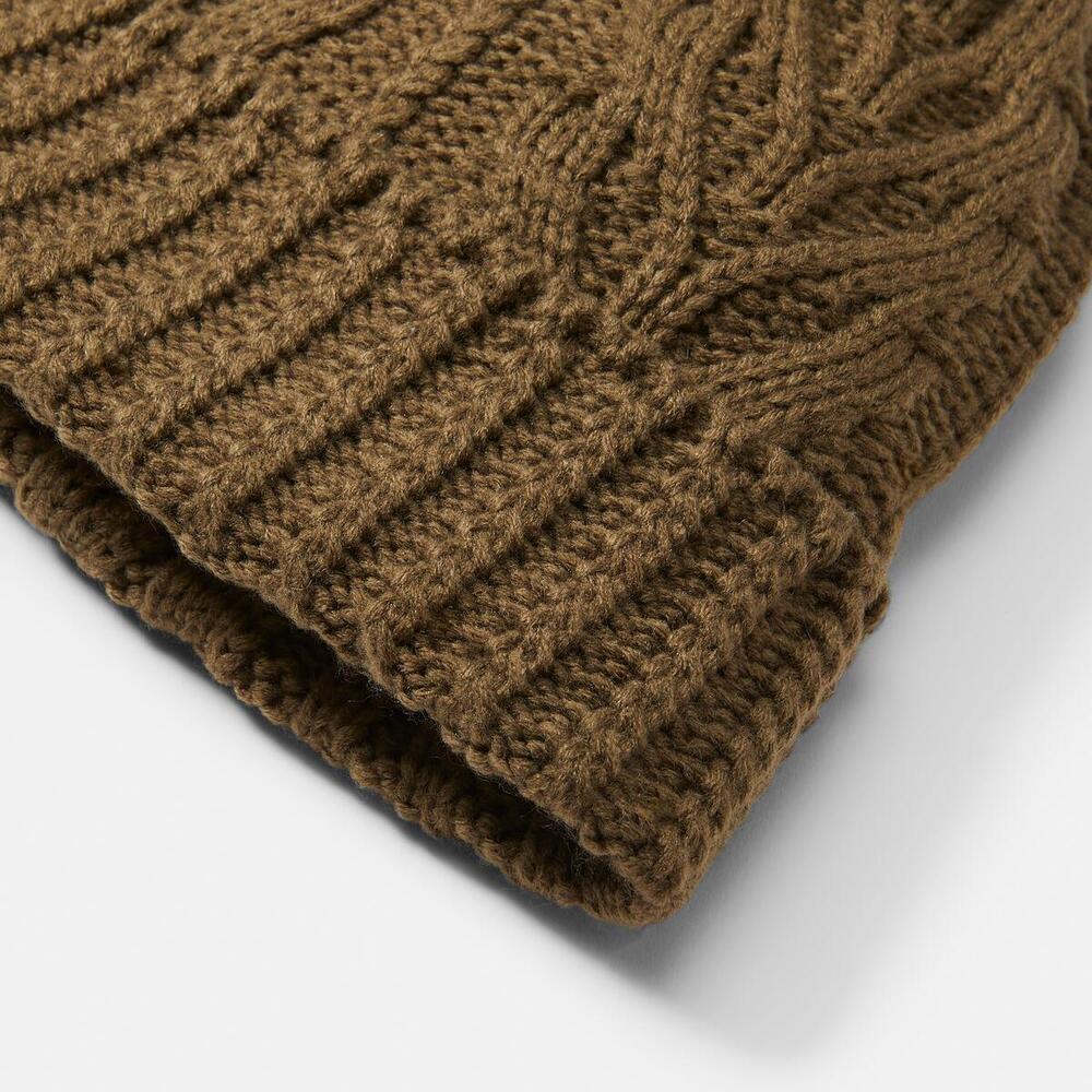 Cable Premium Pom Beanie