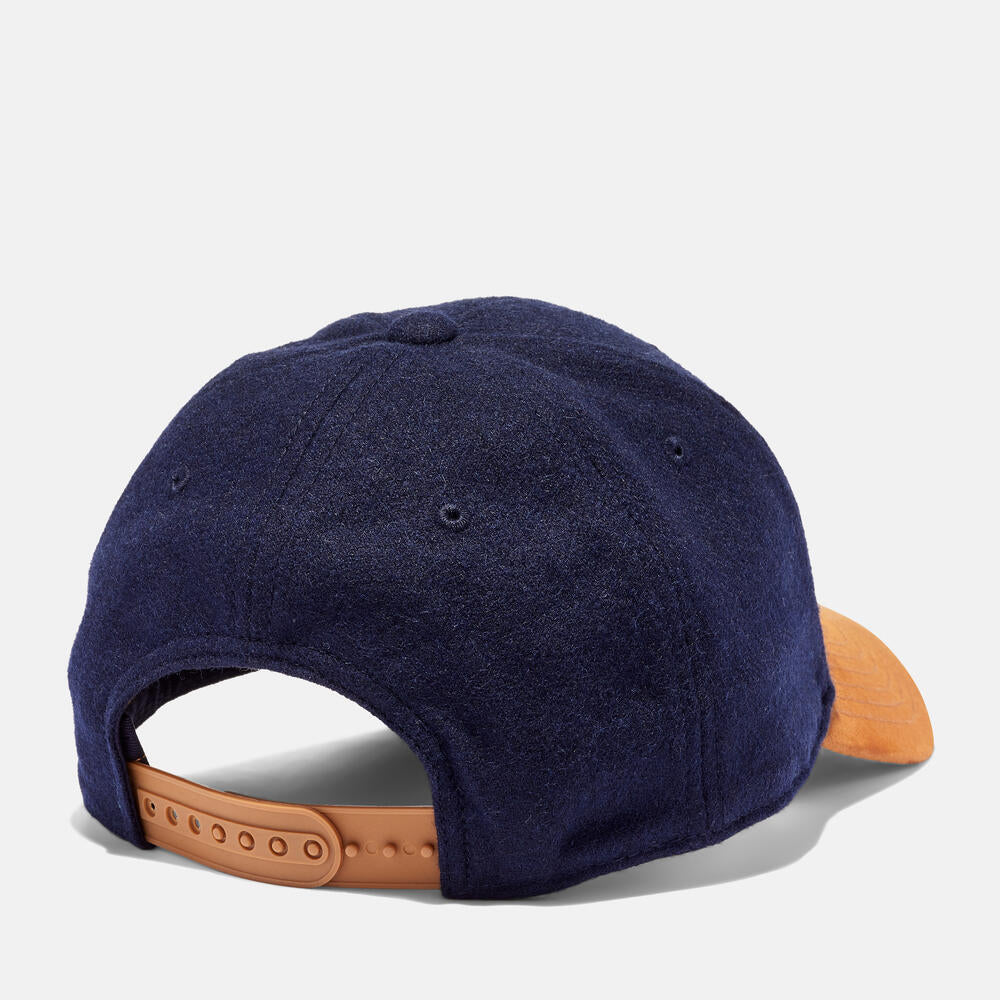 The perfect accessory to elevate any casual look. Whether you're hitting the court or strolling through the city, this cap keeps you stylish and protected from the elements. Shop Timberland online and get Free Shipping and Returns.