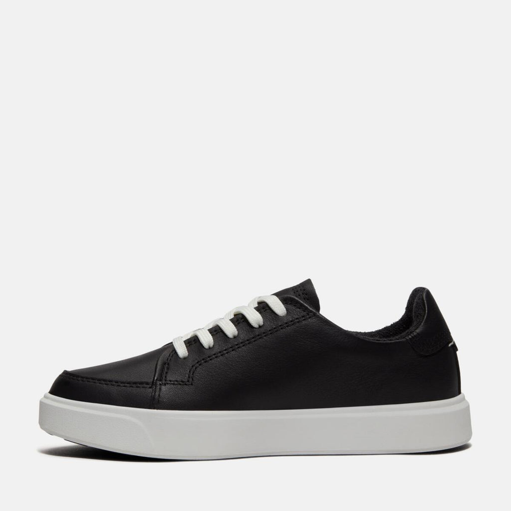 Emerson Street Low Lace-Up Sneaker For Women