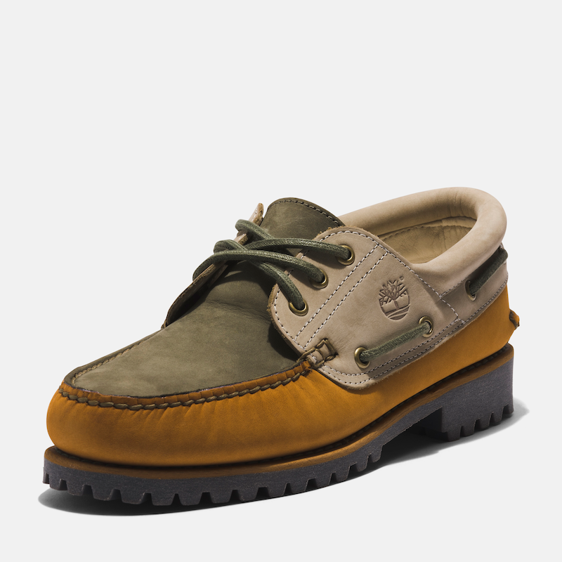 Timberland® Authentic 3-Eye Boat Shoe For Men In Tan & Khaki