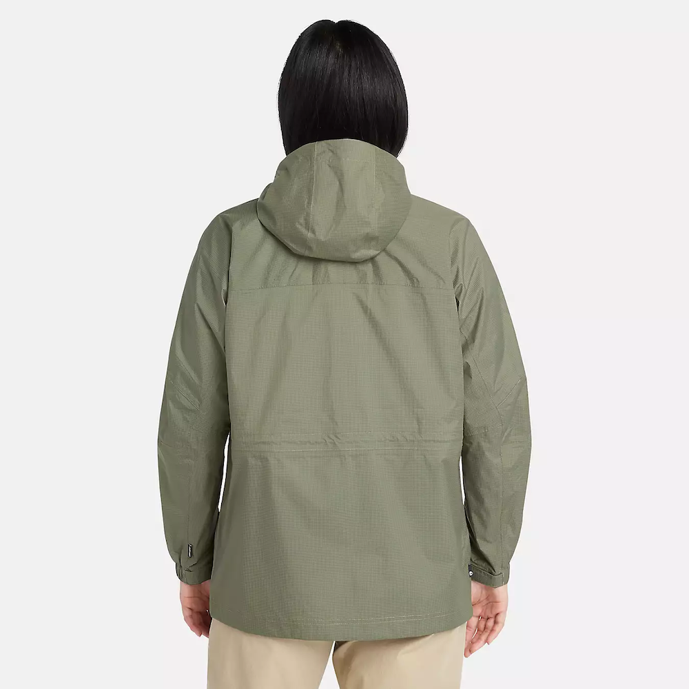 Timberland¡ Women's Jenness Waterproof Packable Jacket. Lightweight, waterproof fabric for breathability and protection. Tier 3 waterproof technology with fully sealed seams for dryness. Packable design folds into a pouch for portability. Adjustable hood for extra coverage