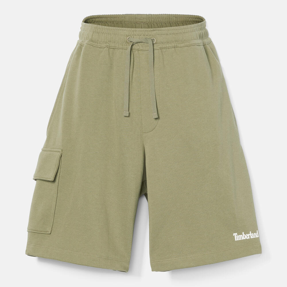 Timberland® Northwood Logo Cargo Brushback Sweatshort. Men's cargo shorts with a brushback interior for warmth. Features cargo pockets and a relaxed fit. Ideal for casual wear and outdoor activities.