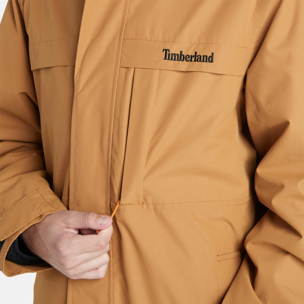 Timberland Water Resistant 3-in-1 Jacket .Versatile jacket with a waterproof outer shell and removable inner layer for warmth. Ideal for outdoor activities and unpredictable weather.