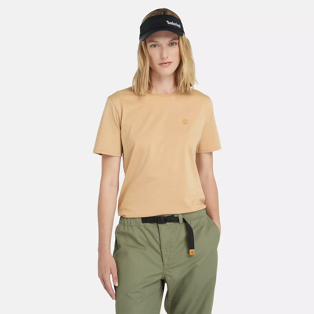 Timberland Dunstan Short Sleeve Tee for Women. Light beige t-shirt with a relaxed fit, crewneck, and soft fabric. Versatile for casual wear.