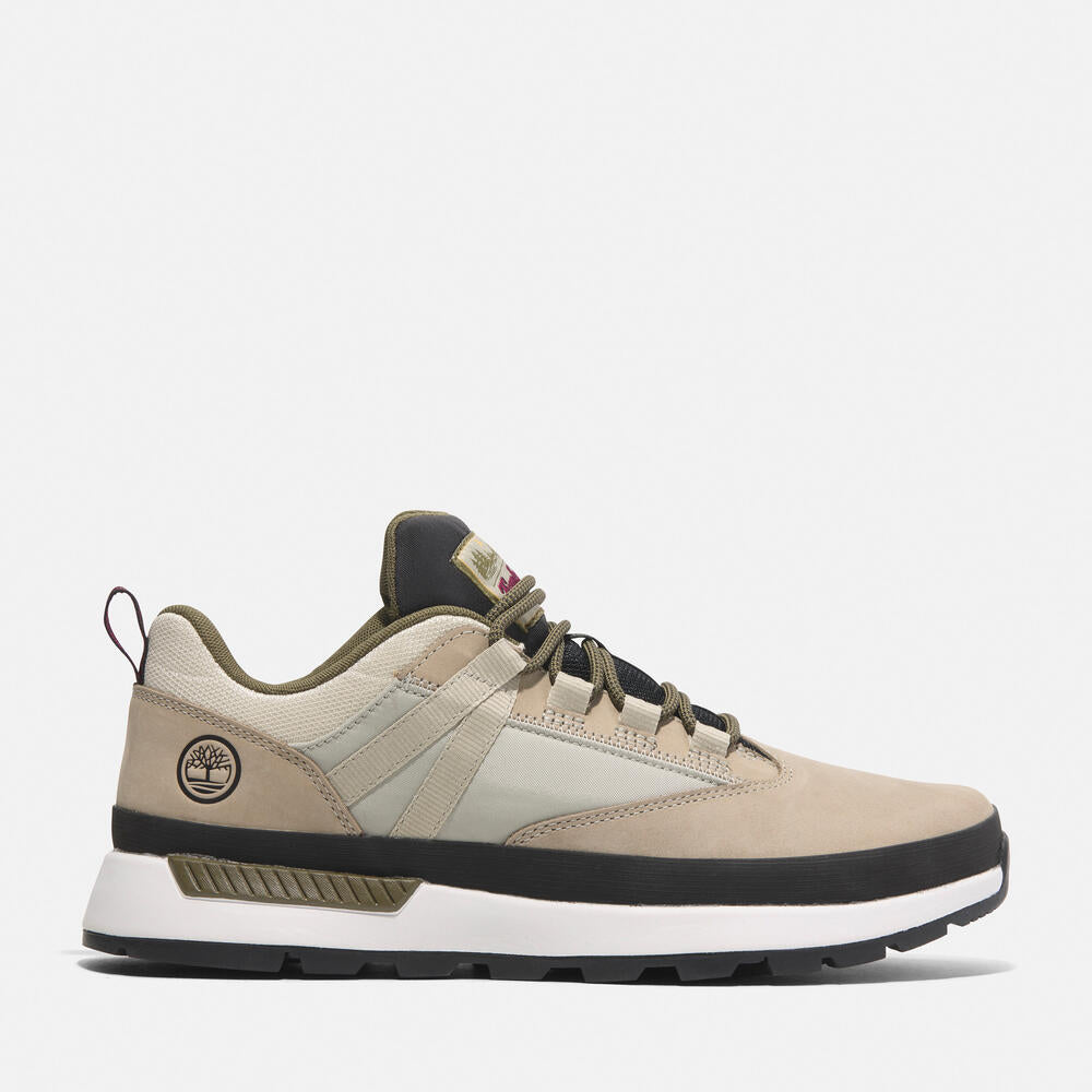 Timberland Euro Trekker Low Lace-Up Sneaker for Men in Light Taupe. Light taupe sneaker with lace-up closure. Comfortable and stylish for everyday wear.