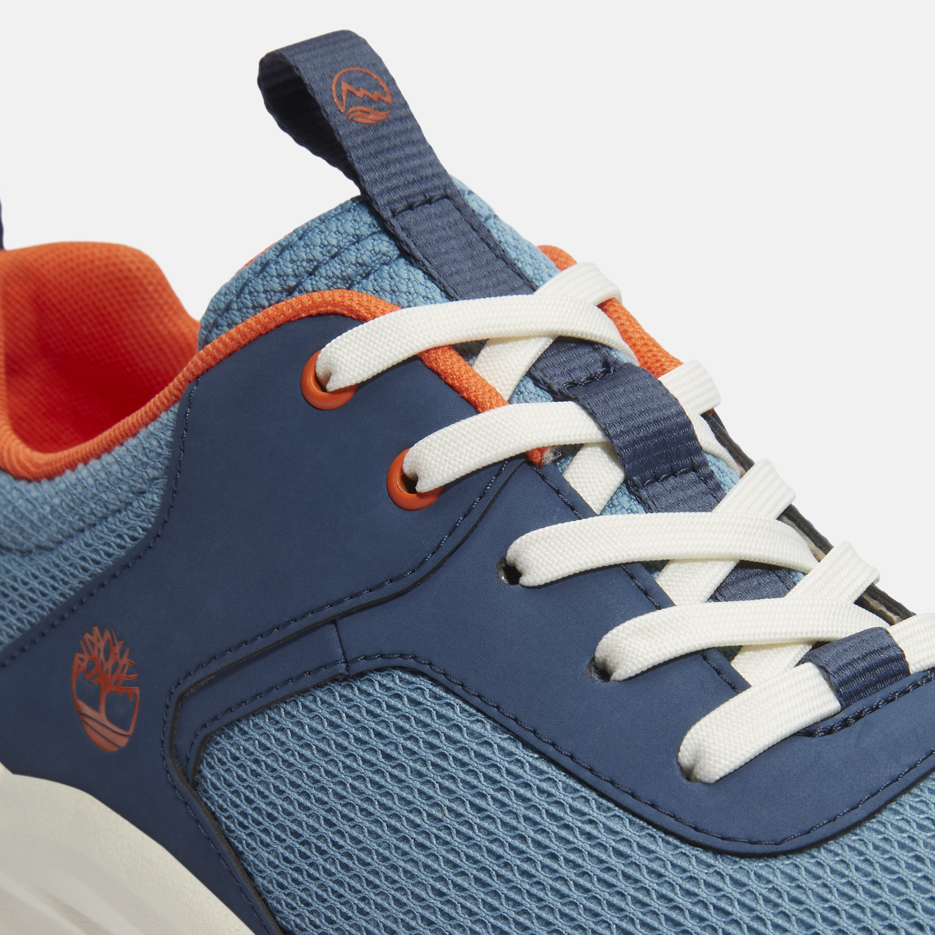 Motion Access Low Lace-Up Sneaker For Junior