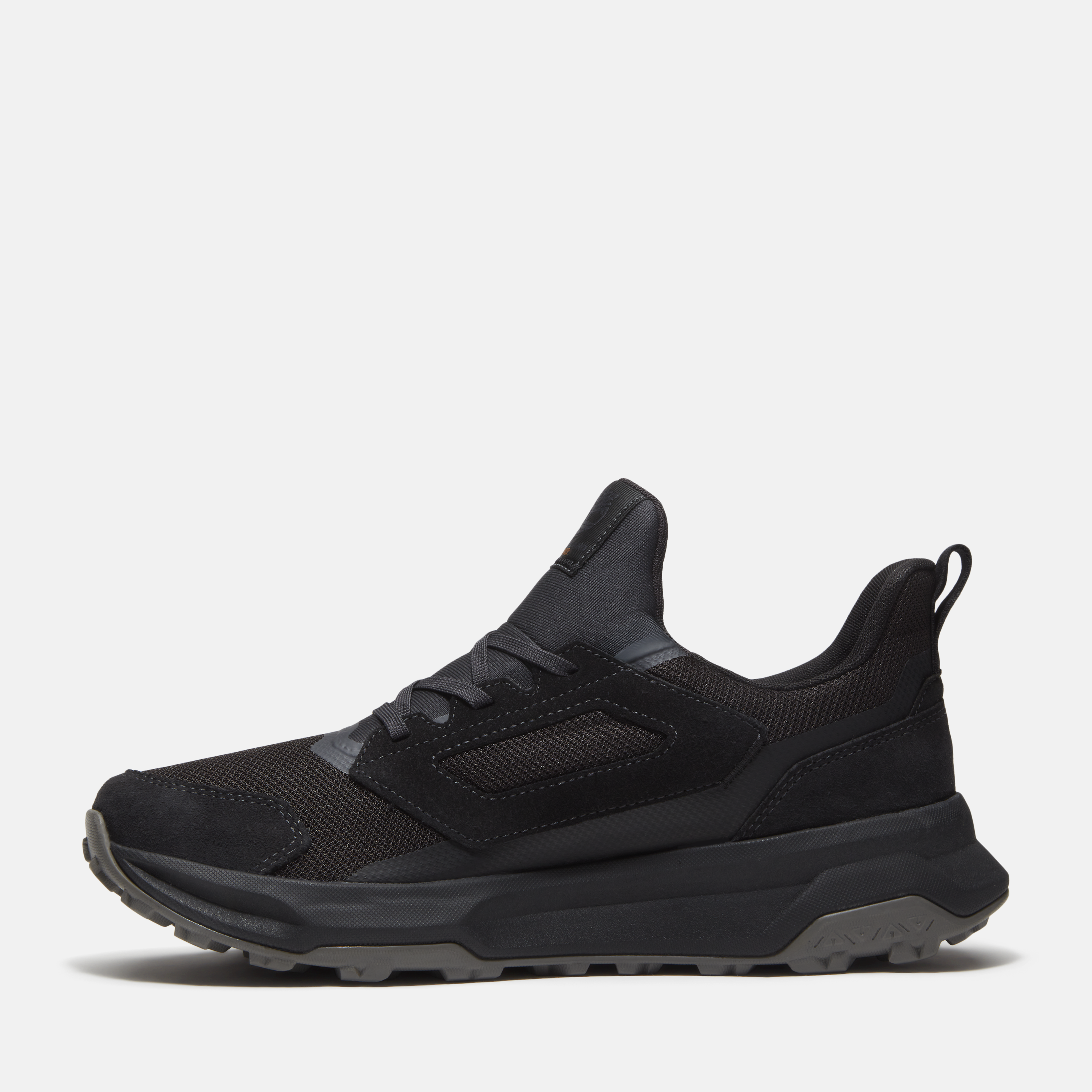 Motion Ledge Low Lace Up Mesh Sneaker For Men