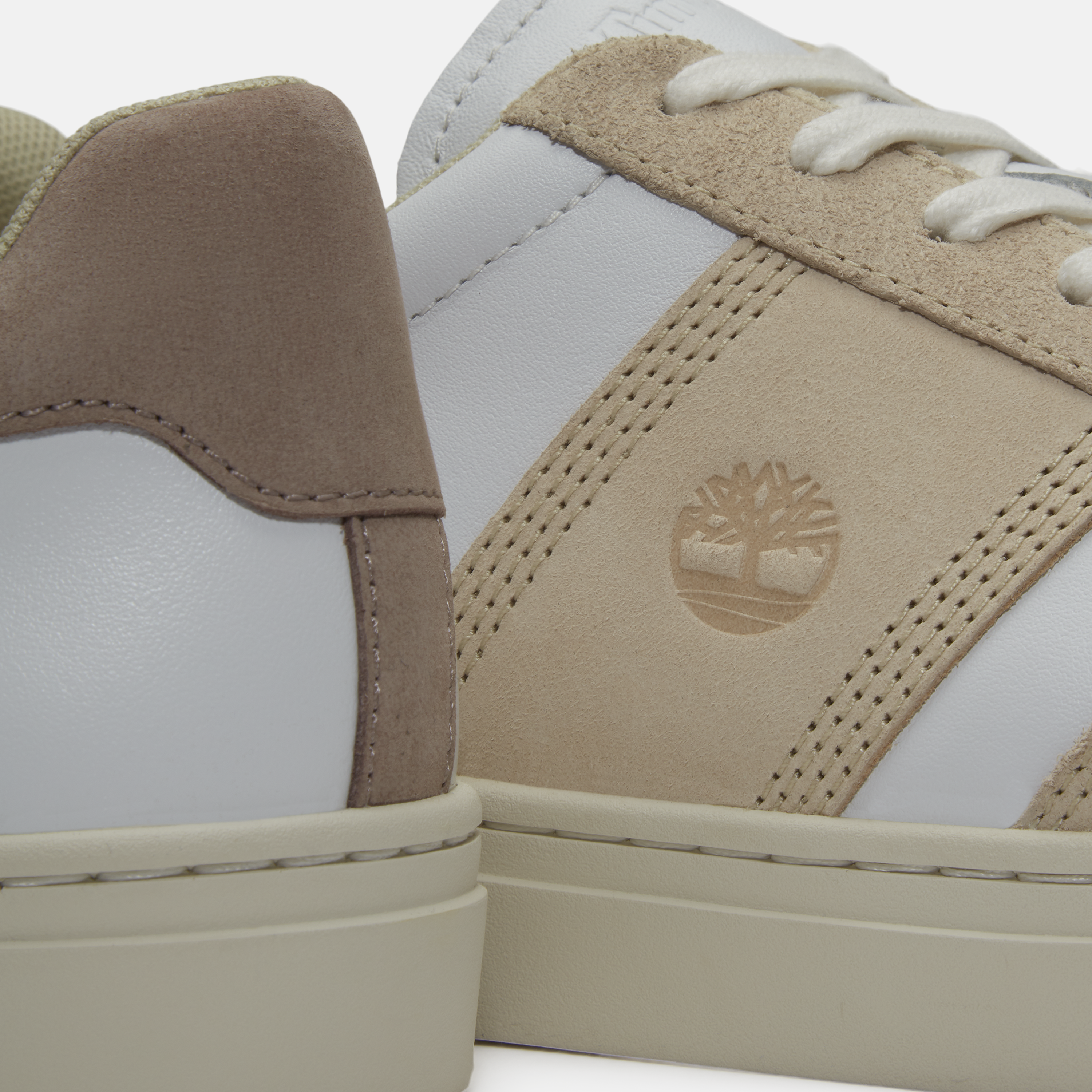 Lisbon Street Low Lace Up Sneaker For All Gender